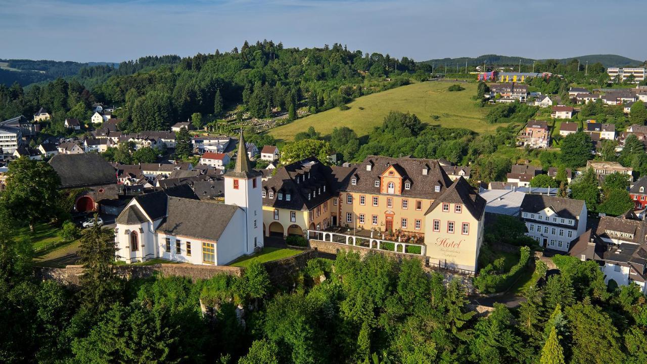 Schlosshotel Kurfuerstliches Amtshaus Dauner Burg Eksteriør billede