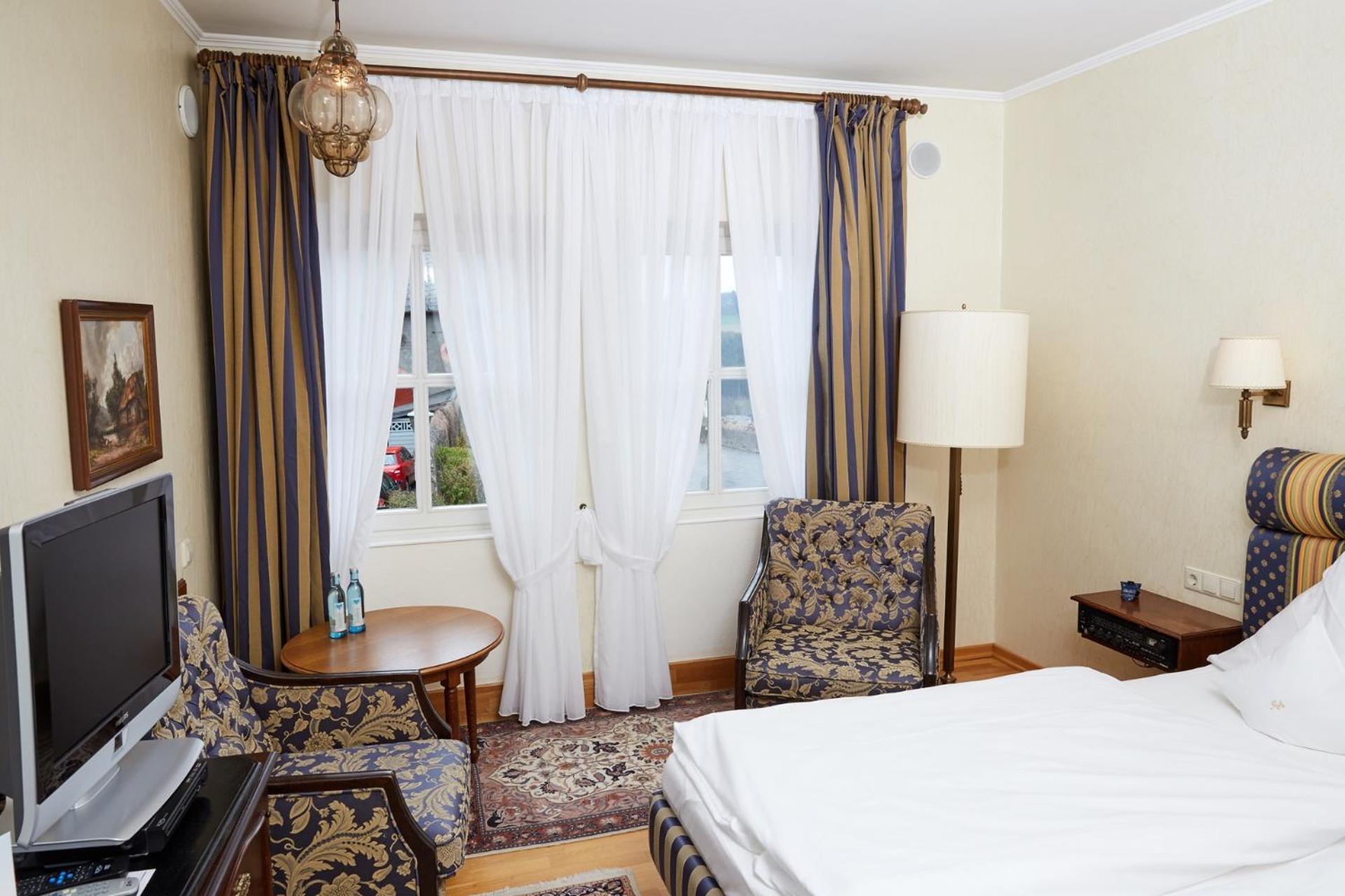Schlosshotel Kurfuerstliches Amtshaus Dauner Burg Eksteriør billede