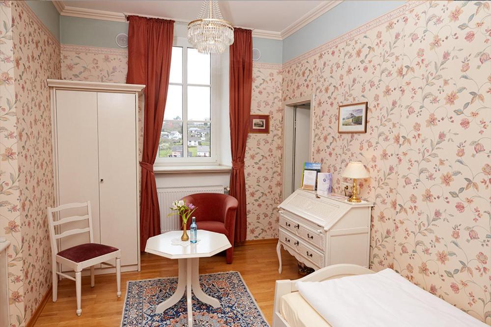 Schlosshotel Kurfuerstliches Amtshaus Dauner Burg Eksteriør billede